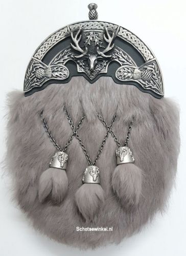 Rabbit, 3 tassels Sporran